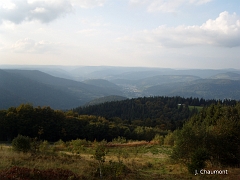 La vallée de la Haute-Moselle; vue dominante vers les Vosges Moyennes